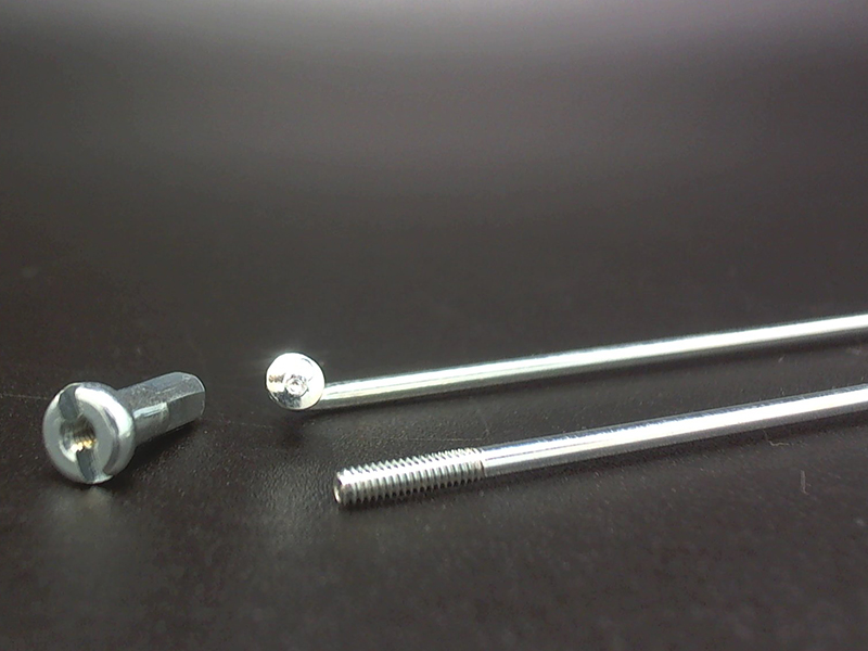 Спицы оцинкованные 2,0мм 14GX278мм с ниппелями 1/2, 144 шт.